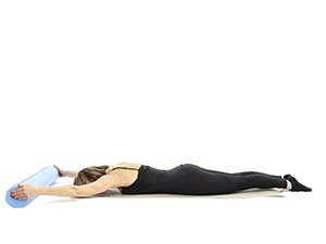 pilates foam roller Back Extension, posizione 1