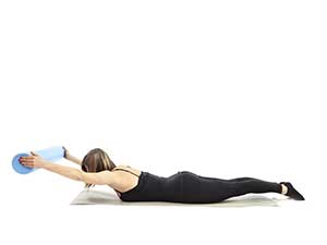 pilates foam roller Back Extension, posizione 2