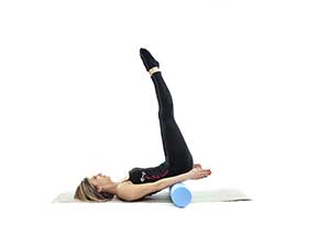 pilates foam roller Roll Over, posizione 1