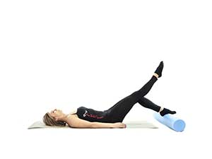 pilates foam roller Teaser - preparazione, posizione 1