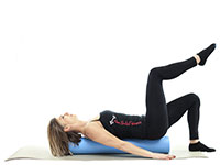 pilates foam roller pelvic curl, posizione 3